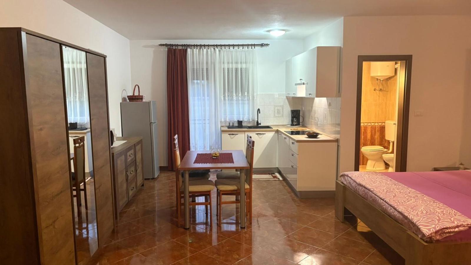 Mario Apartman *